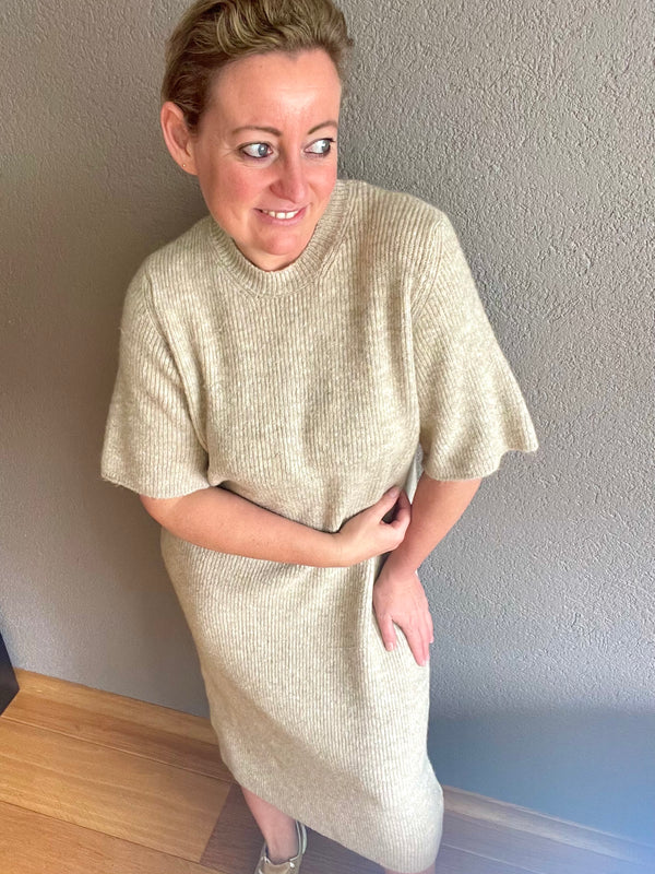 Dress Creme