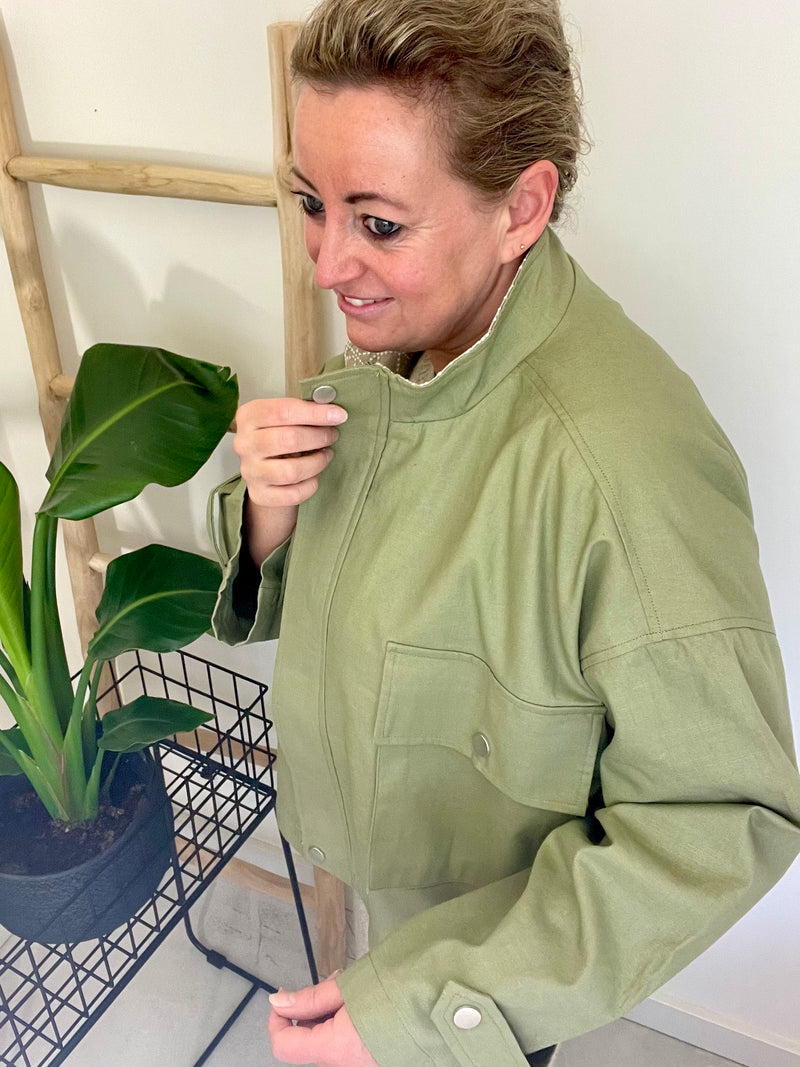Jacket spring line