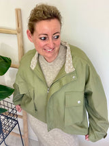 Jacket spring line