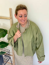 Jacket spring line