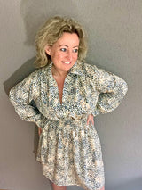 Dress beige dots