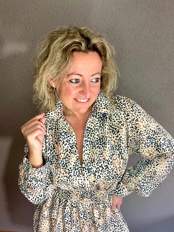 Dress beige dots